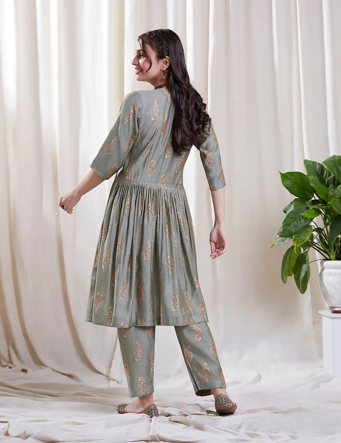 Riya Green Kurta Set
