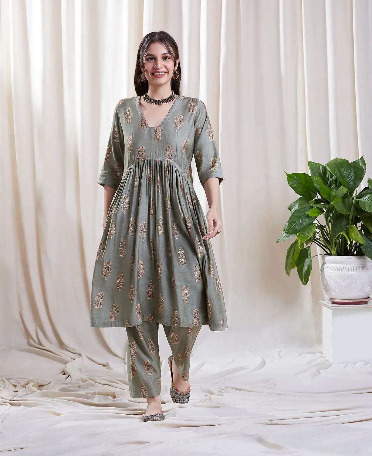 Riya Green Kurta Set