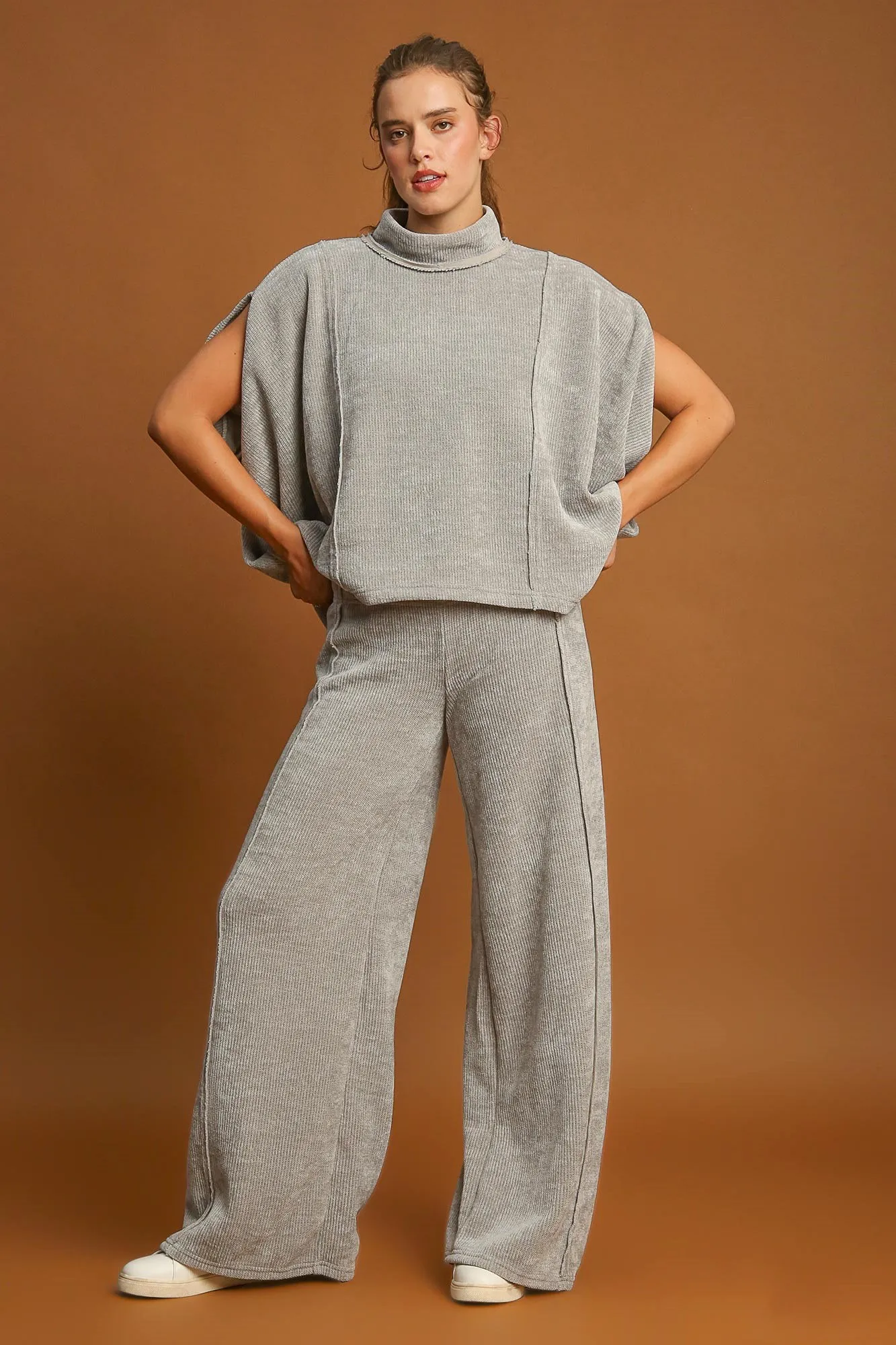 Umgee Light Gray Ribbed Elastic Waist Wide Leg Pants